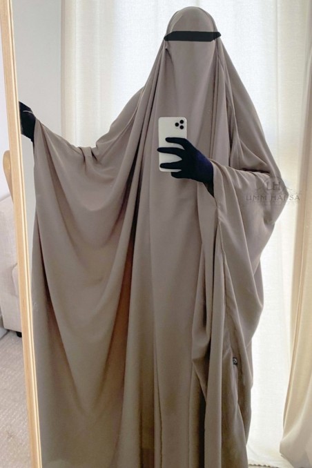 Grote Saoedische jilbab Umm Hafsa-jilbeb & jilbab-Safwa Boutique