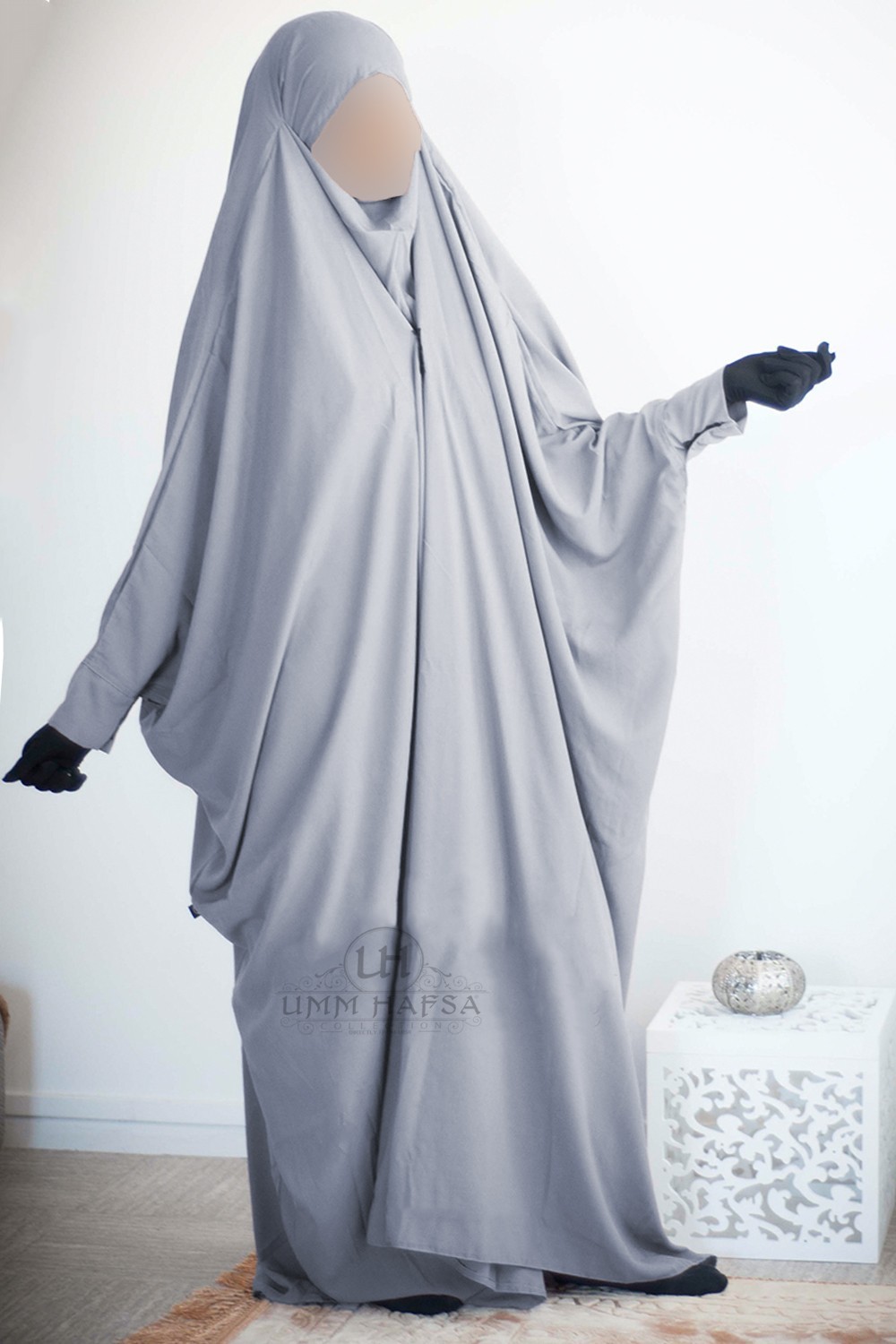 Saoedische jilbab met clips – Umm Hafsa-jilbeb & jilbab-Safwa Boutique