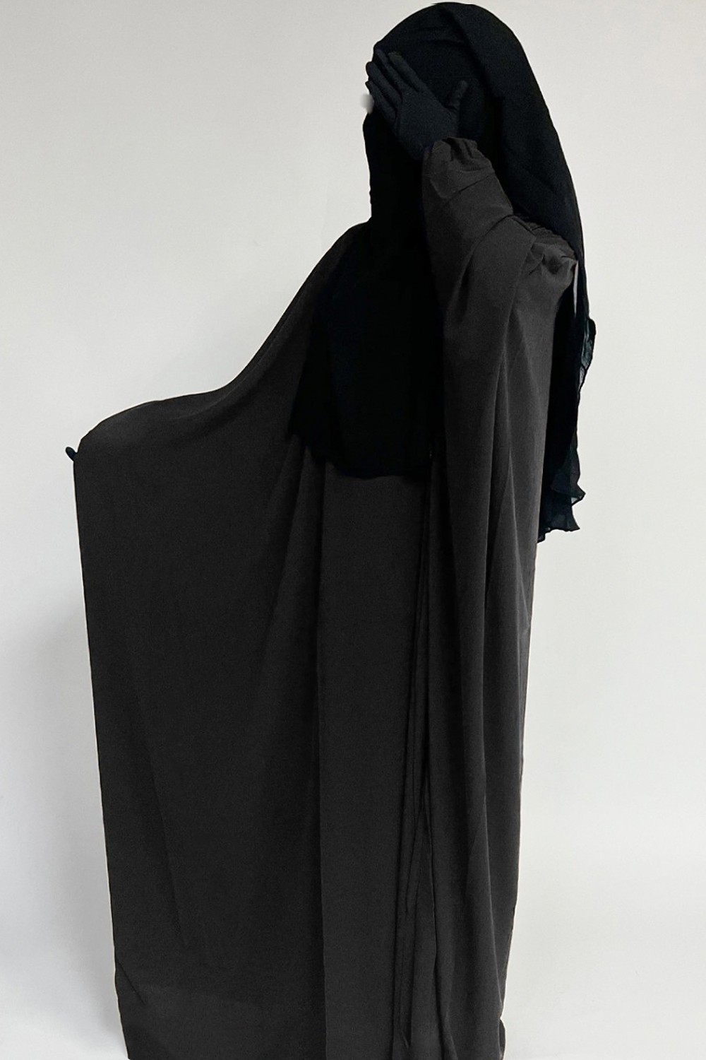 Abaya mariposa Umm Hafsa-Abaya & Robe-Safwa Boutique