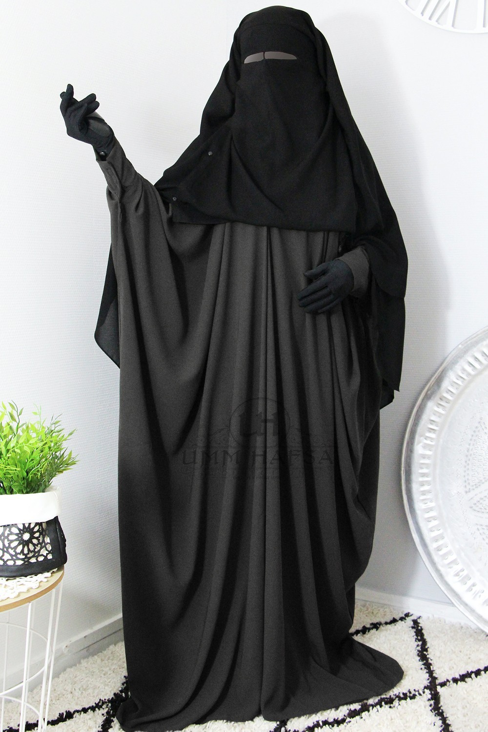 Saoedische jilbab met clips – Umm Hafsa-jilbeb & jilbab-Safwa Boutique