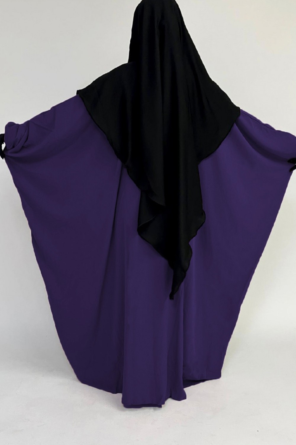 Abaya mariposa Umm Hafsa-Abaya & Robe-Safwa Boutique