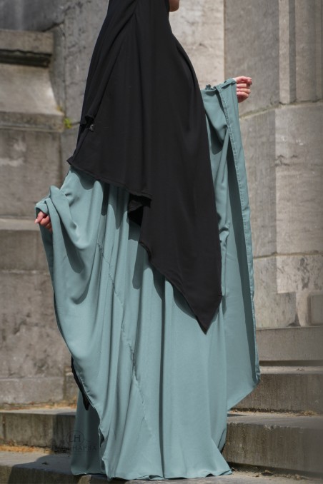 Stor abaya – Umm Hafsa-Abaya & Robe-Safwa Boutique
