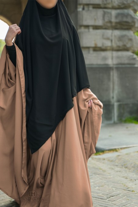 Große Abaya – Umm Hafsa-Abaya & Kleid-Safwa Boutique