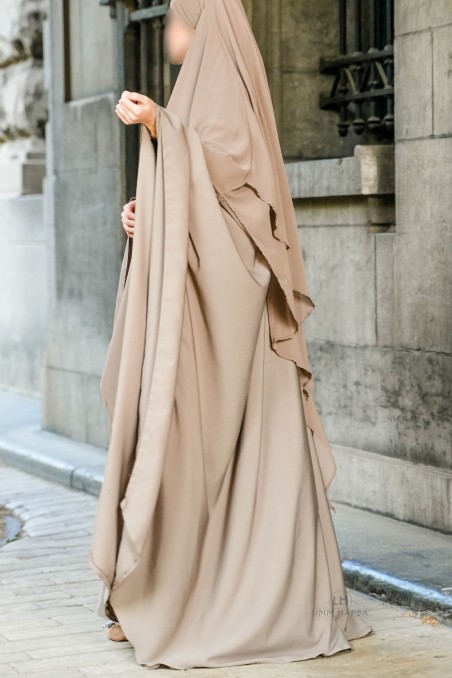 Stor abaya – Umm Hafsa-Abaya & Robe-Safwa Boutique