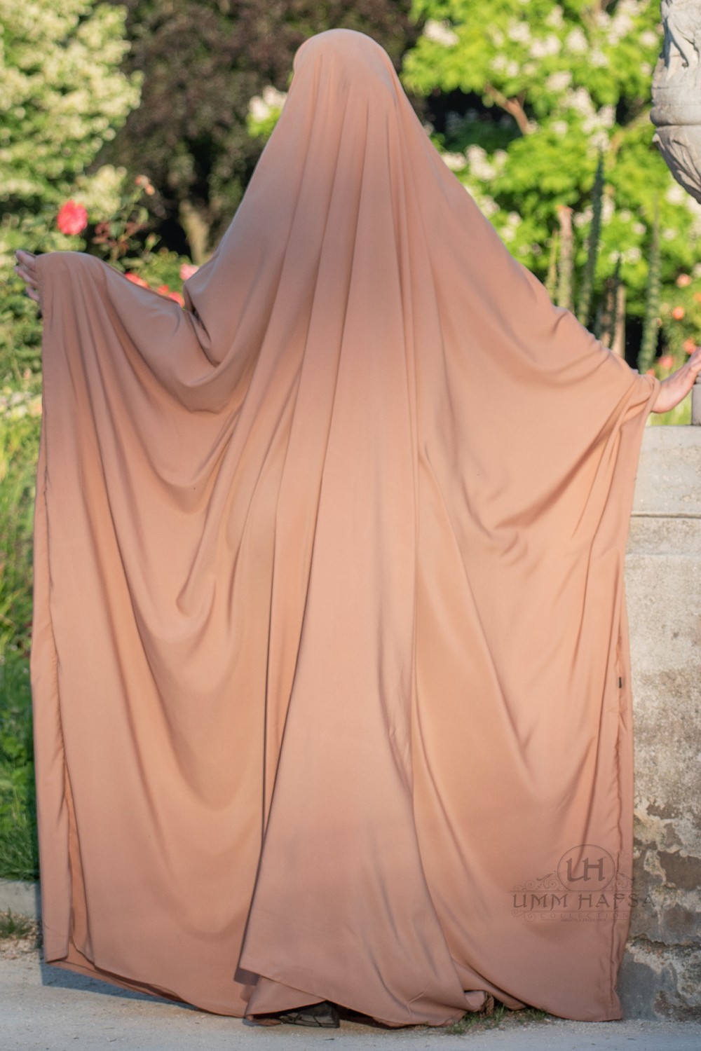 Gran jilbab saudí Umm Hafsa-jilbeb & jilbab-Safwa Boutique