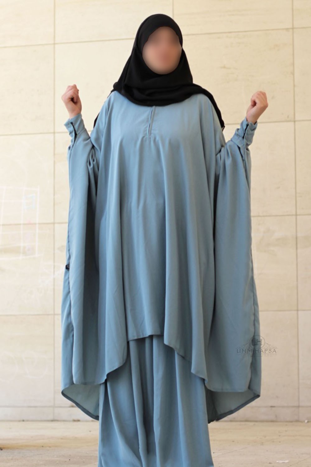 Abaya de dos piezas con clips Umm Hafsa-Ensemble & Tunique-Safwa Boutique