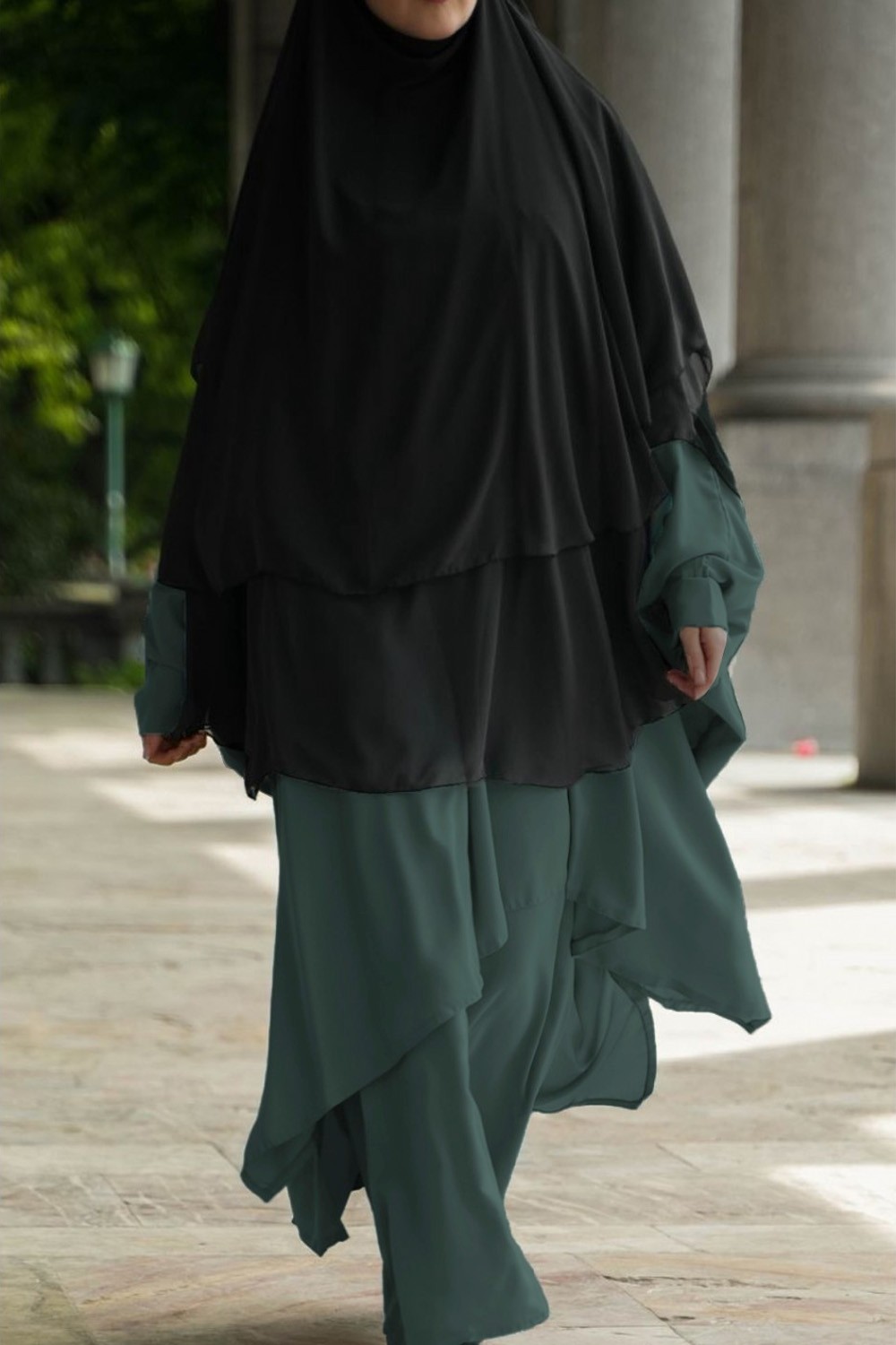Abaya de duas peças com clipes Umm Hafsa-Ensemble & Tunique-Safwa Boutique