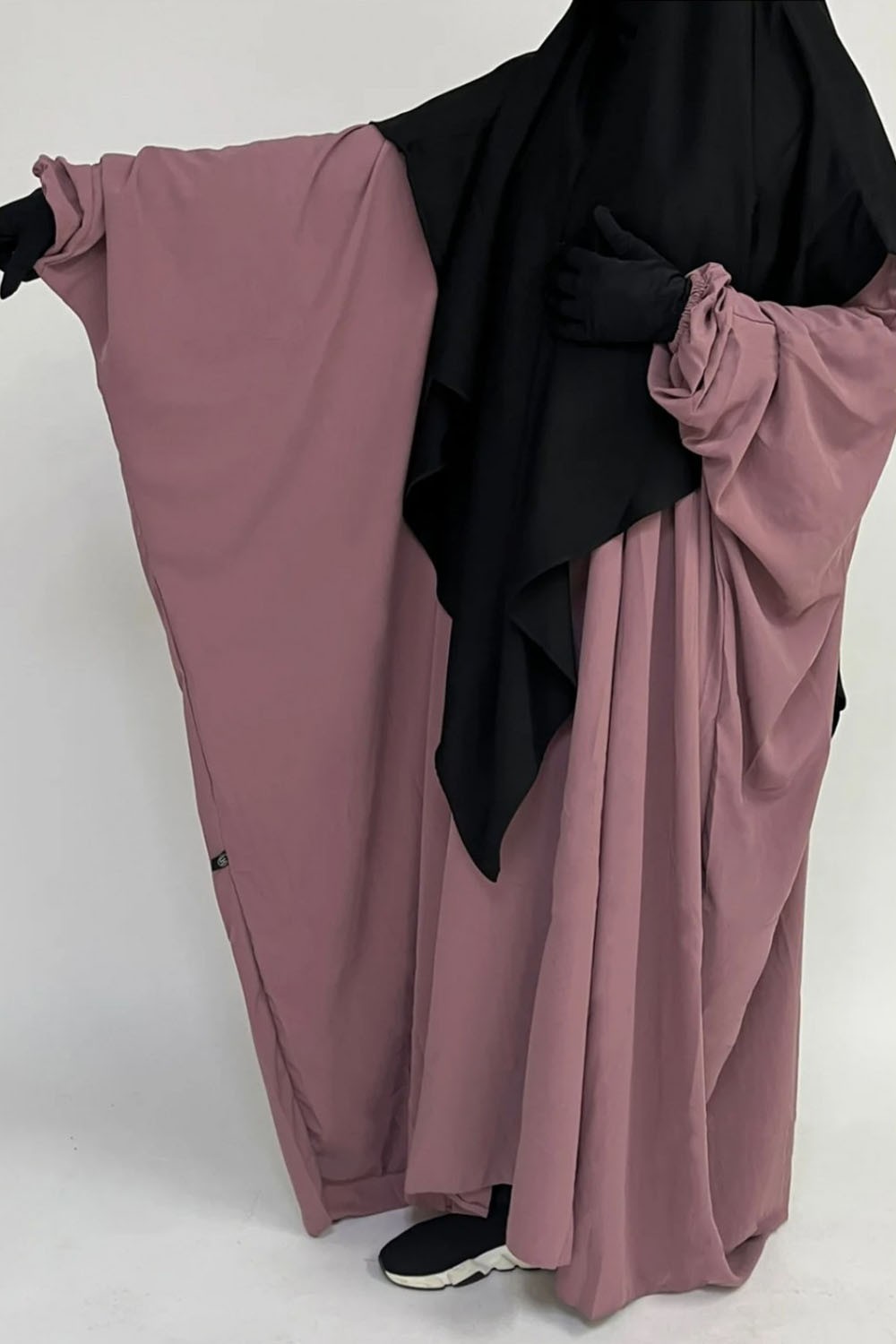 Umm Hafsa perhosabaya-Abaya & Robe-Safwa Boutique