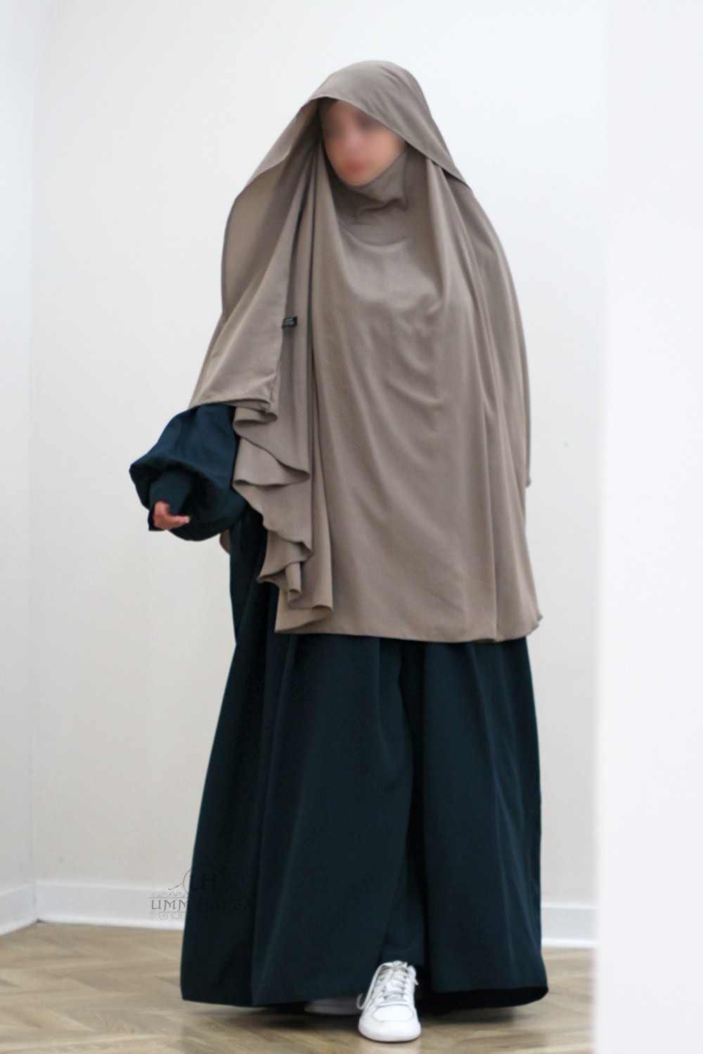 Khimar Malika-lippis Umm Hafsan toimesta-Hijab & Khimar-Safwa Boutique