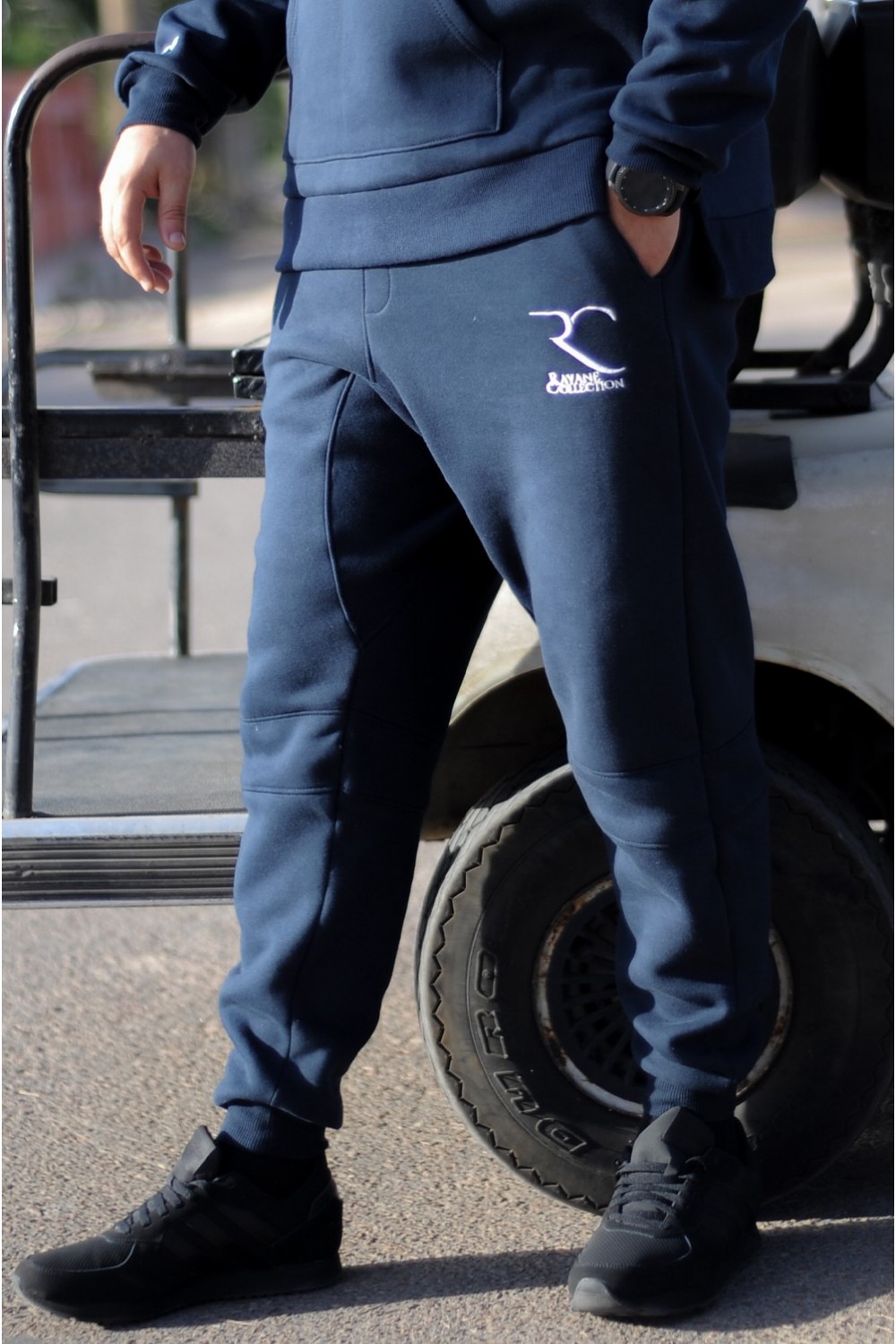 Heren Trainingspak van 100% Egyptisch Katoen – Rayane 11SV-Sarouel Jogging-Safwa Boutique