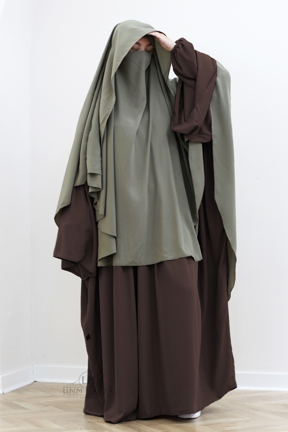 Abaya Malika por Umm Hafsa-Abaya & Robe-Safwa Boutique