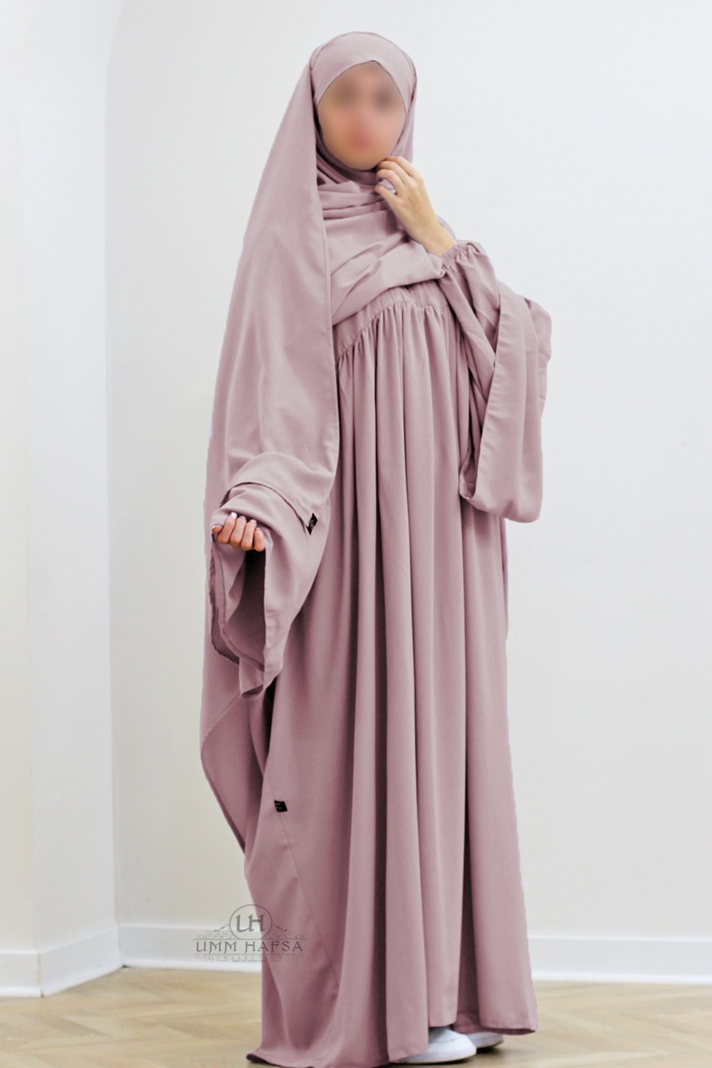 Abaya Malika av Umm Hafsa-Abaya & Robe-Safwa Boutique