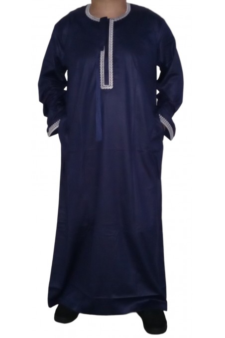 Omani Qamis in kostbare satijnen stof - Sultan-Qamis Homme-Safwa Boutique