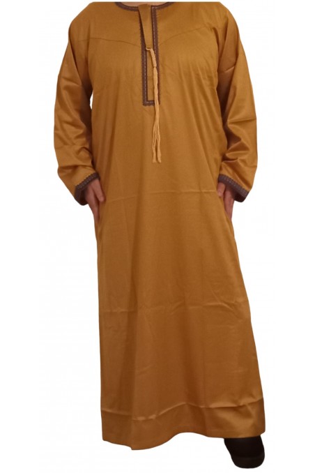 Omani Qamis i verdifull satengstoff - Sultan-Qamis Homme-Safwa Boutique