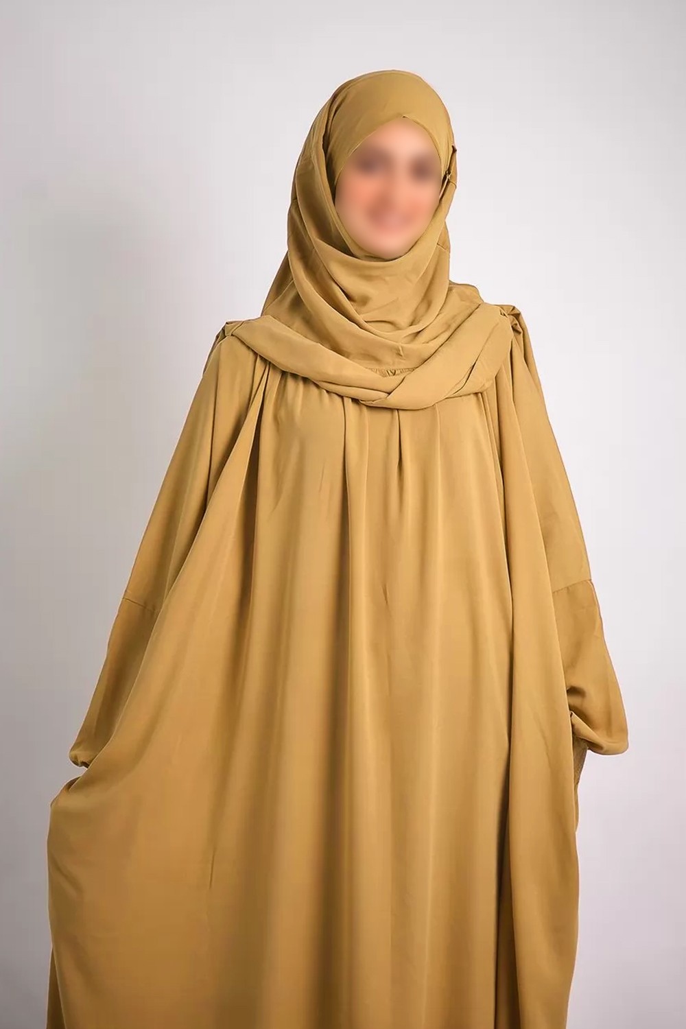 Abaya Jilbab Ajman avec Écharpe – Élégance & Confort | Moultazimoun-Abaya & Robe-Safwa Boutique