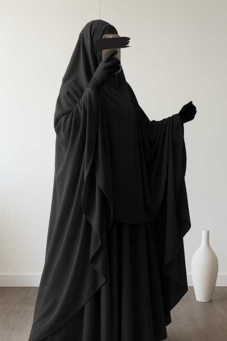 Große Abaya – Umm Hafsa-Abaya & Kleid-Safwa Boutique
