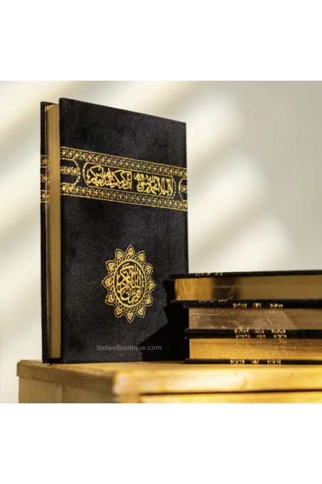 Corán Árabe Kaaba – Cubierta de Terciopelo Negro con Bordado Dorado – Mushaf Uthmani – Hafs – 14×20 cm-القرءان – Corán-Safwa Boutique