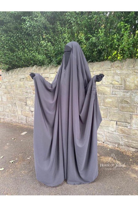 Saudi Big Jilbab Umm Hafsa – V-udskæring-jilbeb & jilbab-Safwa Boutique